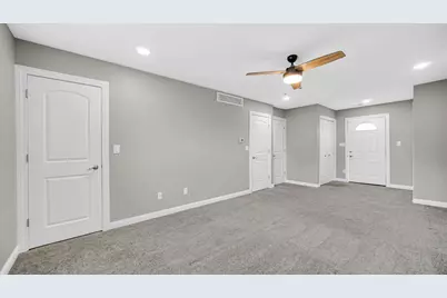 236 Kimrich Circle N, Valparaiso, IN 46385 - Photo 14