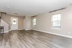 1902 Burgundy St, Schererville, IN 46375 - Photo 6