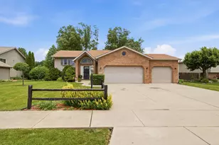 3020 Diamond Dr, Hobart, IN 46342 - Photo 28