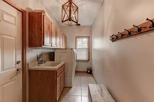 817 Robin Ct, Dyer, IN 46311 - Photo 14