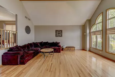 817 Robin Court, Dyer, IN 46311 - Photo 4