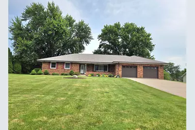 142 Curtis Drive, Valparaiso, IN 46383 - Photo 1