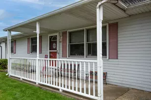 897 Apache Ln, Lowell, IN 46356 - Photo 2