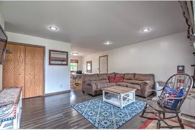 897 Apache Lane, Lowell, IN 46356 - Photo 4