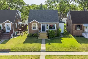 6828 Schneider Ave, Hammond, IN 46323 - Photo 32