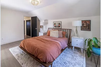 6828 Schneider Avenue, Hammond, IN 46323 - Photo 18
