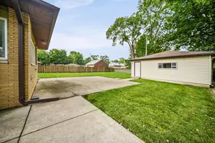 8028 Hohman Ave, Munster, IN 46321 - Photo 24