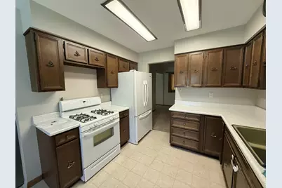 1850 W 53rd Avenue, Merrillville, IN 46410 - Photo 8