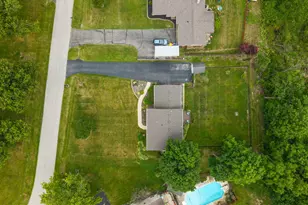 1261 Redbud Dr, Chesterton, IN 46304 - Photo 40