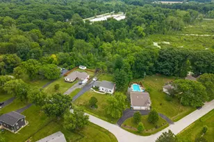 1261 Redbud Dr, Chesterton, IN 46304 - Photo 38