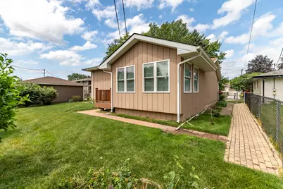 9205 Idlewild Drive, Highland, IN 46322 - Photo 6