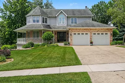 9260 Franklin Drive, Saint John, IN 46373 - Photo 1