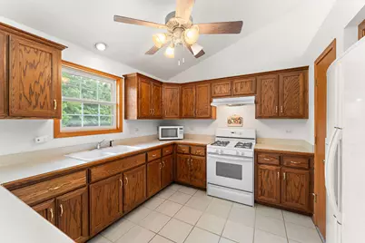 3128 Austgen Place, Dyer, IN 46311 - Photo 6