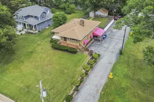 1533 N Broad St, Griffith, IN 46319 - Photo 1