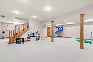 568 Shatz Dr N, Valparaiso, IN 46385 - Photo 36