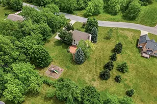 568 Shatz Dr N, Valparaiso, IN 46385 - Photo 10