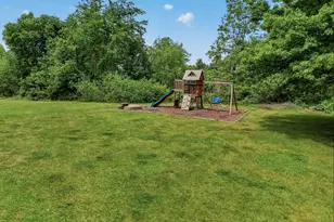 568 Shatz Dr N, Valparaiso, IN 46385 - Photo 8