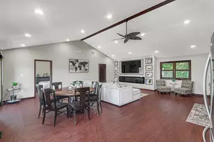 7912 Lake Shore Dr, Cedar Lake, IN 46303 - Photo 6