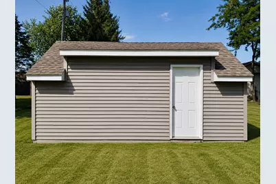 1604 Hickory Street SW, Demotte, IN 46310 - Photo 20