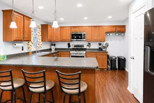 1604 Hickory St SW, Demotte, IN 46310 - Photo 8