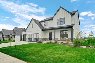 3105 Whispering Brk Ln, Valparaiso, IN 46385 - Photo 2