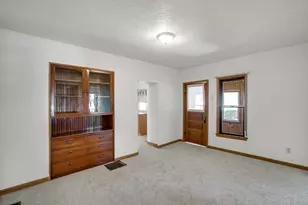 8 E Moore St, Hanna, IN 46340 - Photo 16