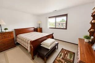 716 Moraine Trce, Schererville, IN 46375 - Photo 8