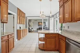 10629 Erie Dr, Crown Point, IN 46307 - Photo 16