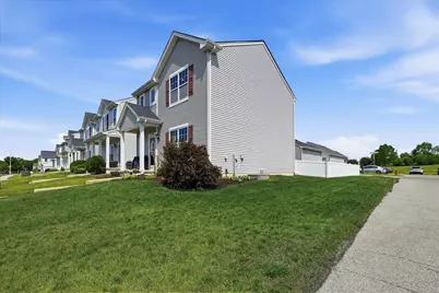 2549 W 127th Avenue, Crown Point, IN 46307 - Photo 4