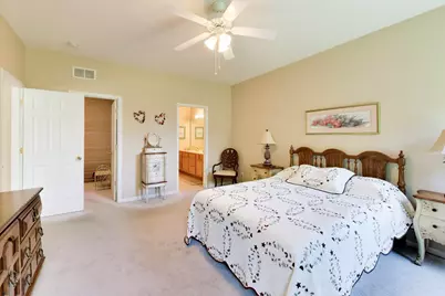 808 New Buffalo Drive, Schererville, IN 46375 - Photo 16