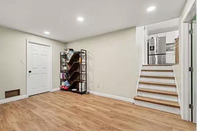827 N Wiggs Street, Griffith, IN 46319 - Photo 10