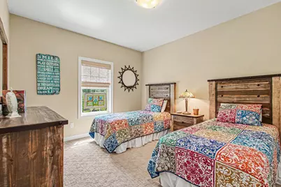 1095 Allison Street, Crown Point, IN 46307 - Photo 20