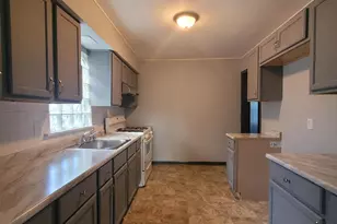 2734 Cleveland St, Hammond, IN 46323 - Photo 8