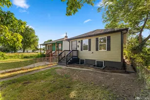 1957 Pennsylvania St, Gary, IN 46407 - Photo 2