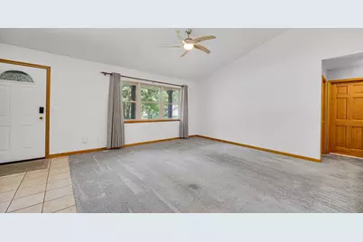 953 Portage Avenue, Chesterton, IN 46304 - Photo 4