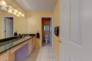 2028 Wildwood Cir, Highland, IN 46322 - Photo 14
