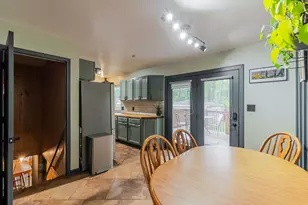 616 S 20th St, Chesterton, IN 46304 - Photo 6