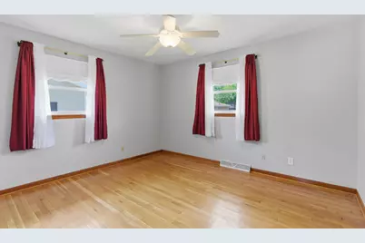 5457 Redwood Avenue, Portage, IN 46368 - Photo 16