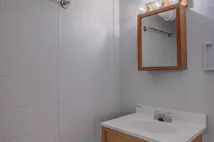 1220 W 41st Ave, Gary, IN 46408 - Photo 30