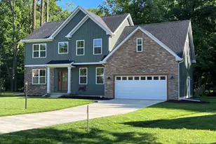 1758 Summerlin Dr, Chesterton, IN 46304 - Photo 2