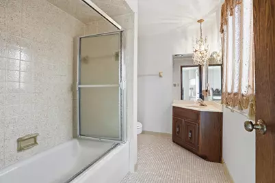 9300 Chestnut Lane, Munster, IN 46321 - Photo 20