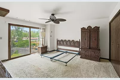 9300 Chestnut Lane, Munster, IN 46321 - Photo 18