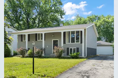 2200 Shallowford Drive, Valparaiso, IN 46383 - Photo 2