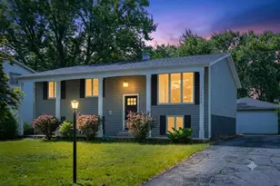 2200 Shallowford Dr, Valparaiso, IN 46383 - Photo 1