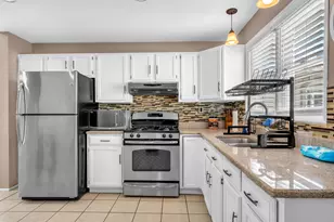 1624 Central Ave, Whiting, IN 46394 - Photo 8