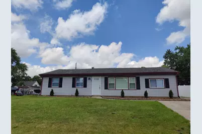 377 Pinewood Drive, Valparaiso, IN 46385 - Photo 1