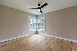 8837 Parkway Dr, Highland, IN 46322 - Photo 22
