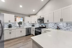 5653 S 425 W, La Porte, IN 46350 - Photo 10