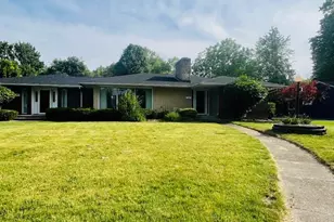 117 Washington Ave, Chesterton, IN 46304 - Photo 1