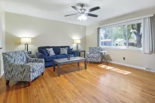 7714 Wallace St, Merrillville, IN 46410 - Photo 8